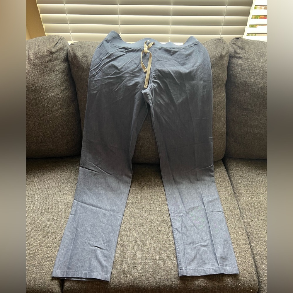 Size M figs bottom